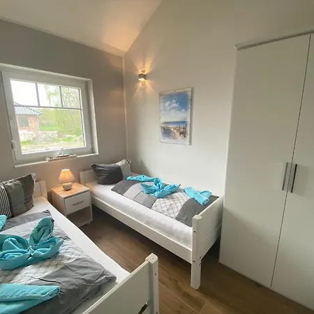 Holiday home Ferienhaus Deichoase Sehestedt (Lower-Saxony)
